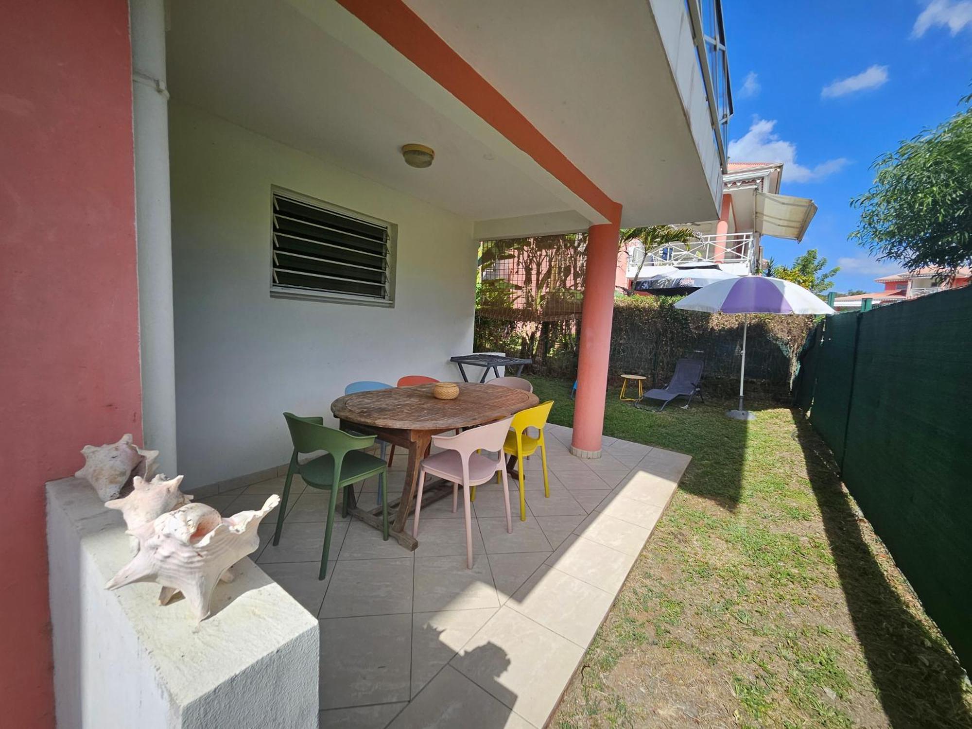 Le Flamboyant - 5P - 2Ch - Piscine - Plage 300M Les Trois-Ilets Exterior photo
